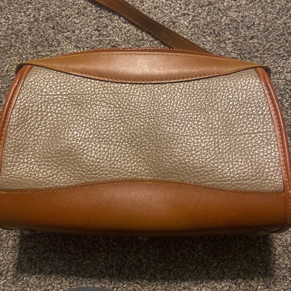Dooney and Bourke Vintage Leather Purse - Picture 4 of 11